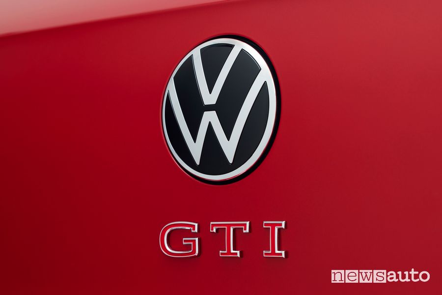 Volkswagen Golf logo GTI portellone posteriore