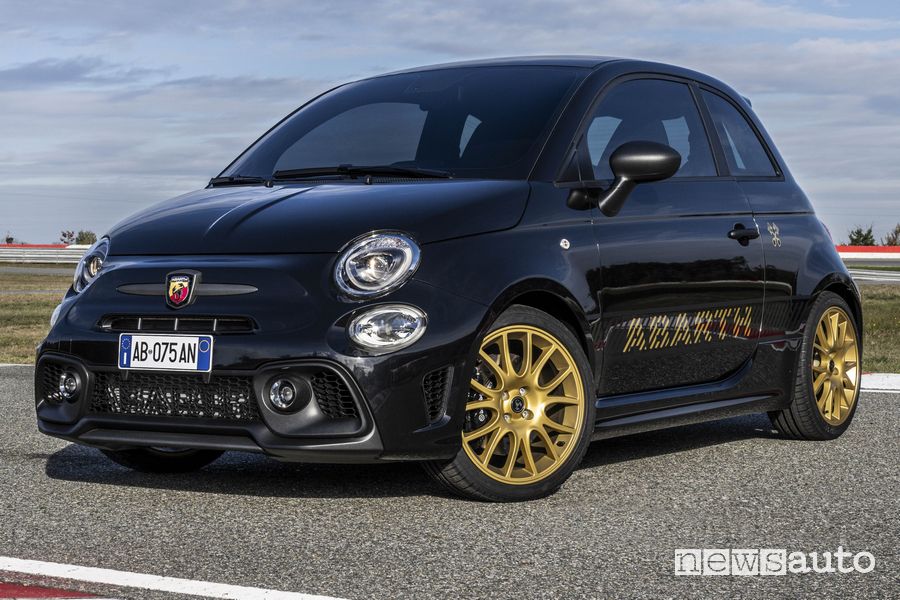Abarth 695 75° Anniversario anteriore 3/4