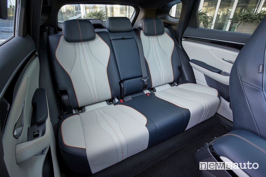 BYD Seal U sedili posteriori abitacolo
