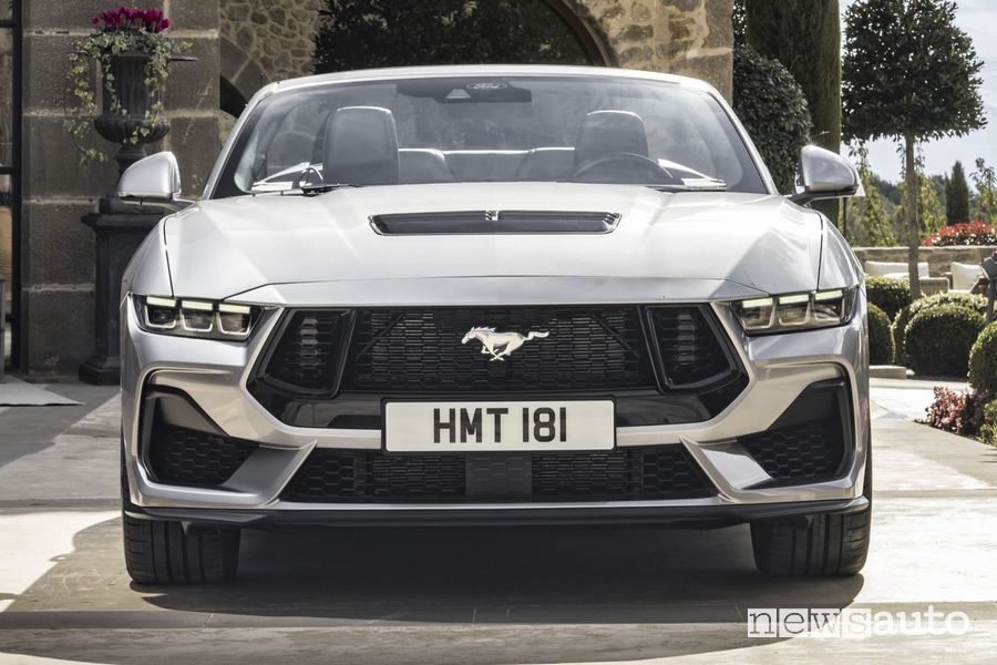 Nuova Ford Mustang Convertible frontale