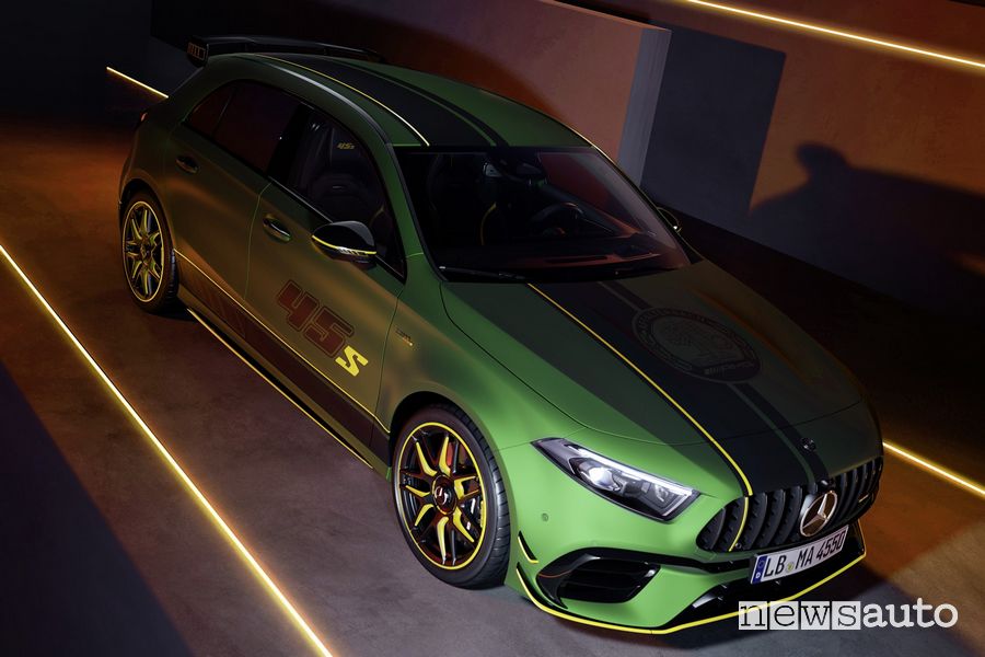Mercedes-AMG 45 S 4Matic+ Limited Edition anteriore 3/4