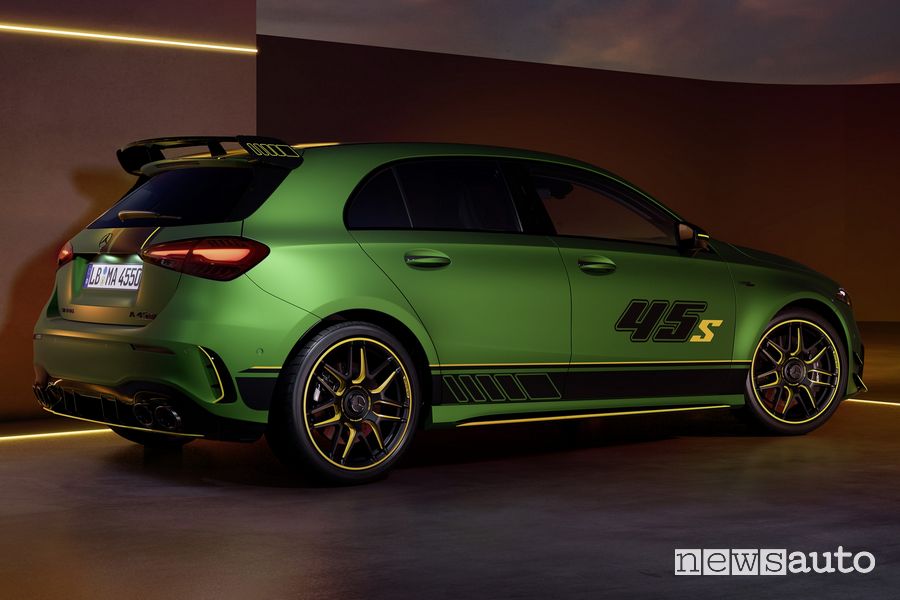 Mercedes-AMG 45 S 4Matic+ Limited Edition posteriore 3/4