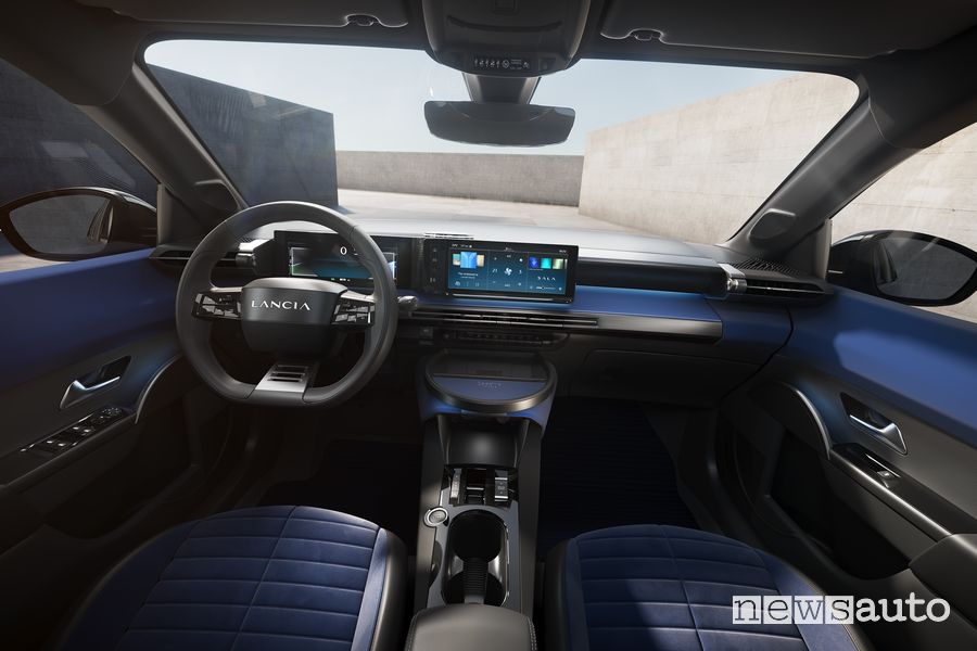 Nuova Lancia Ypsilon Cassina plancia abitacolo