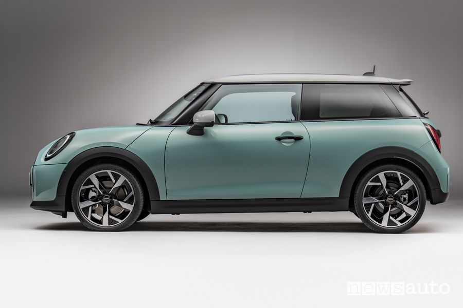 Nuova Mini Cooper S laterale