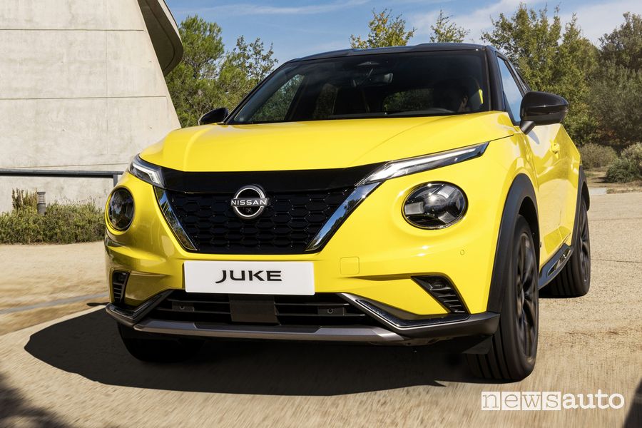 Nissan Juke 2024 su strada