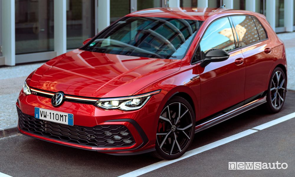 Volkswagen Golf GTI MT Ultimate anteriore 3/4