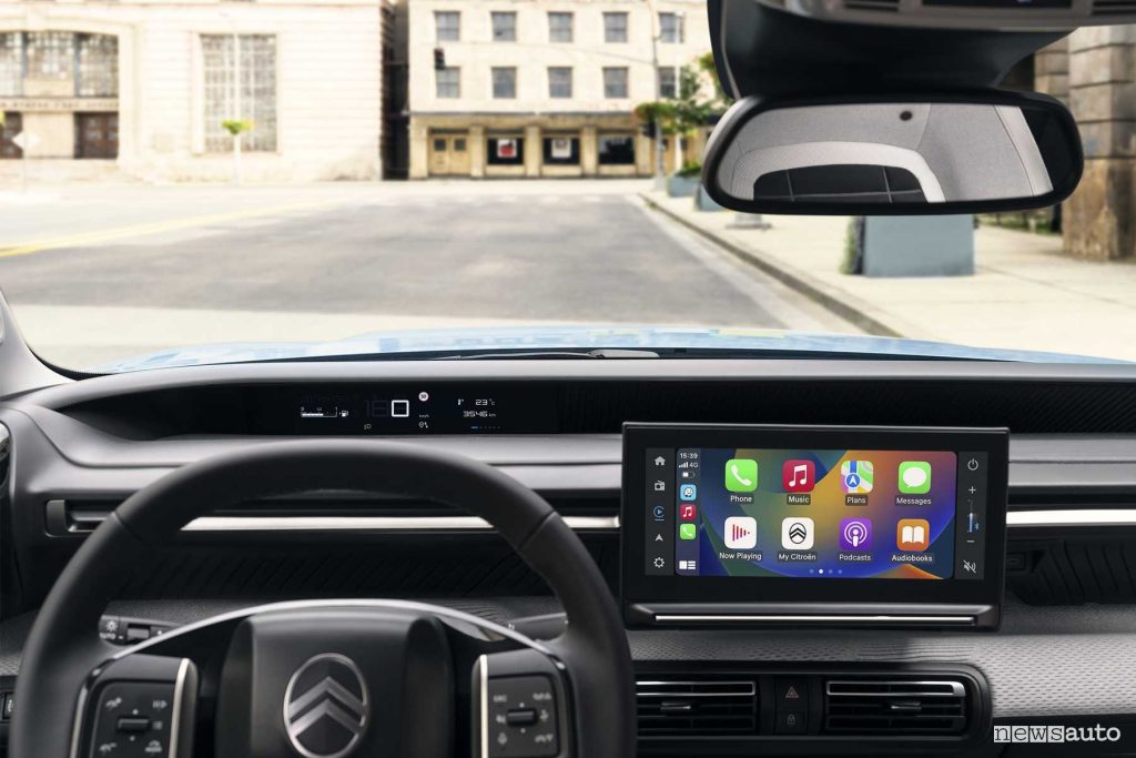 Nuova Citroen C3 plancia display infotainment da 10,25"