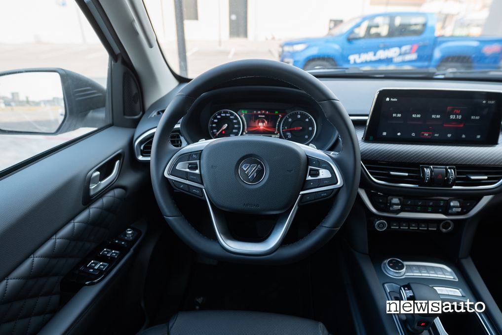Foton Tunland G7 volante multifunzione