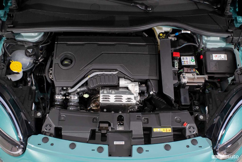 Nuova Fiat 600 Hybrid vano motore PureTech