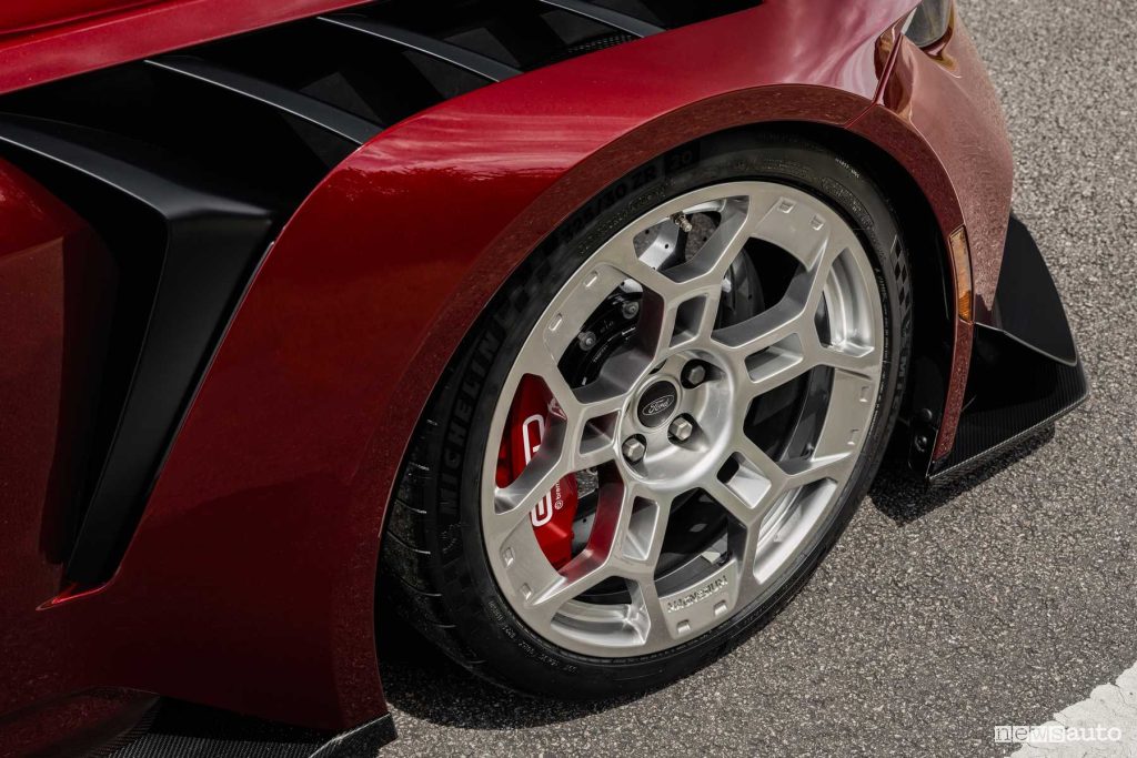 Nuova Ford Mustang GTD cerchi da 20" in magnesio