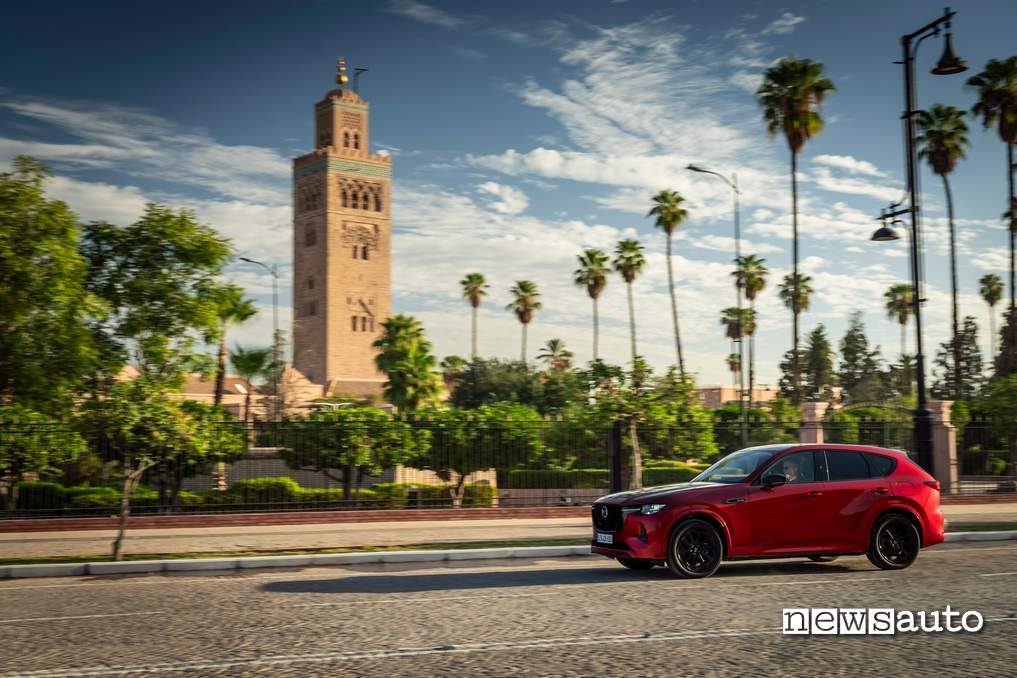 Mazda Epic Drive Marocco 2024 la Mazda CX-60 a Marrakech