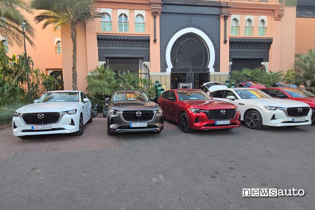 Mazda Epic Drive Marocco 2024 le CX-60 in partenza da Marrakech