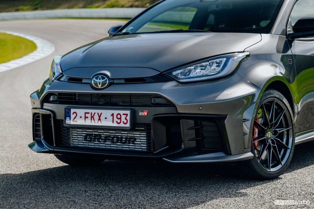 Nuova Toyota GR Yaris paraurti anteriore