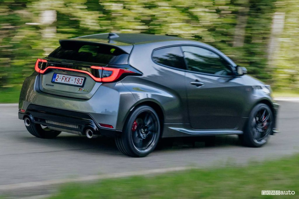 Nuova Toyota GR Yaris su strada