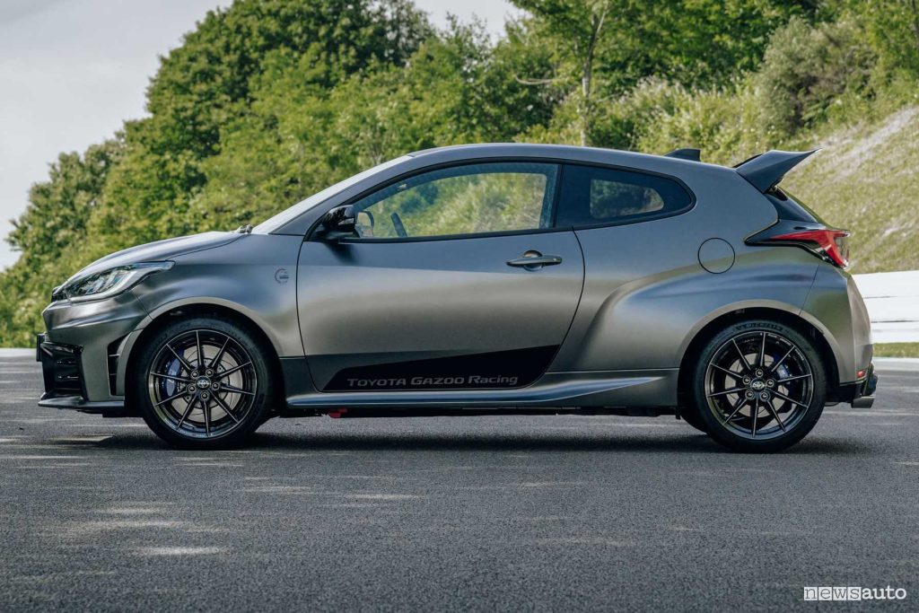Toyota GR Yaris Special Edition Ogier laterale