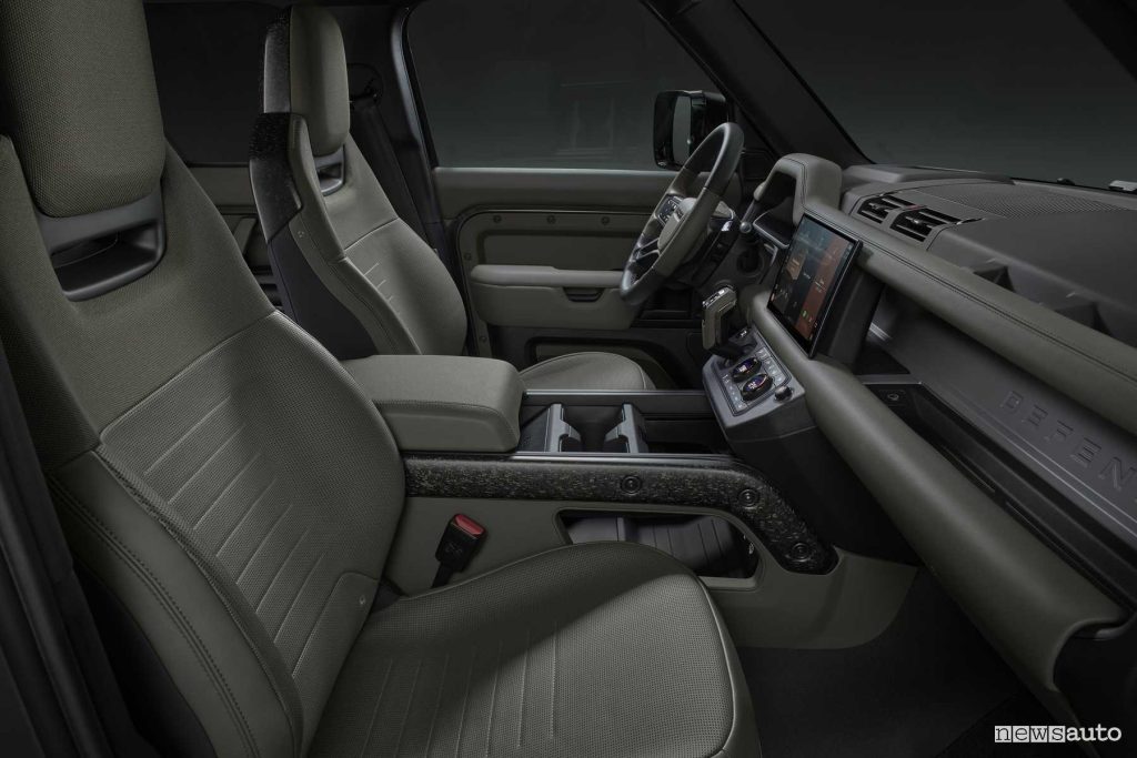 Land Rover Defender OCTA Edition One sedili abitacolo