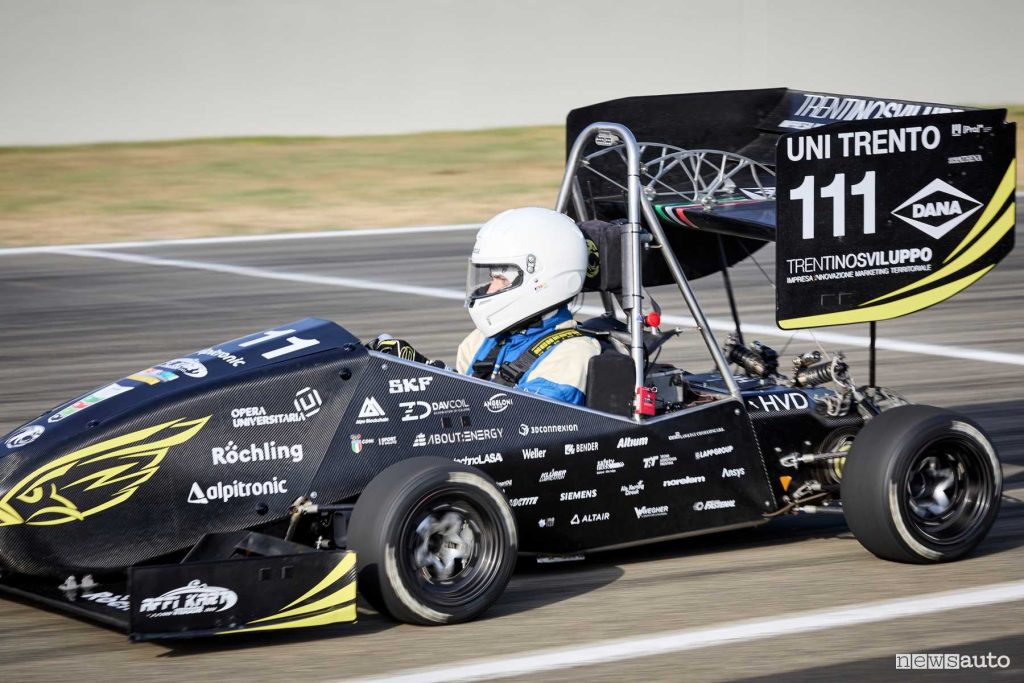Formula SAE Italy 2024 monoposto in pista