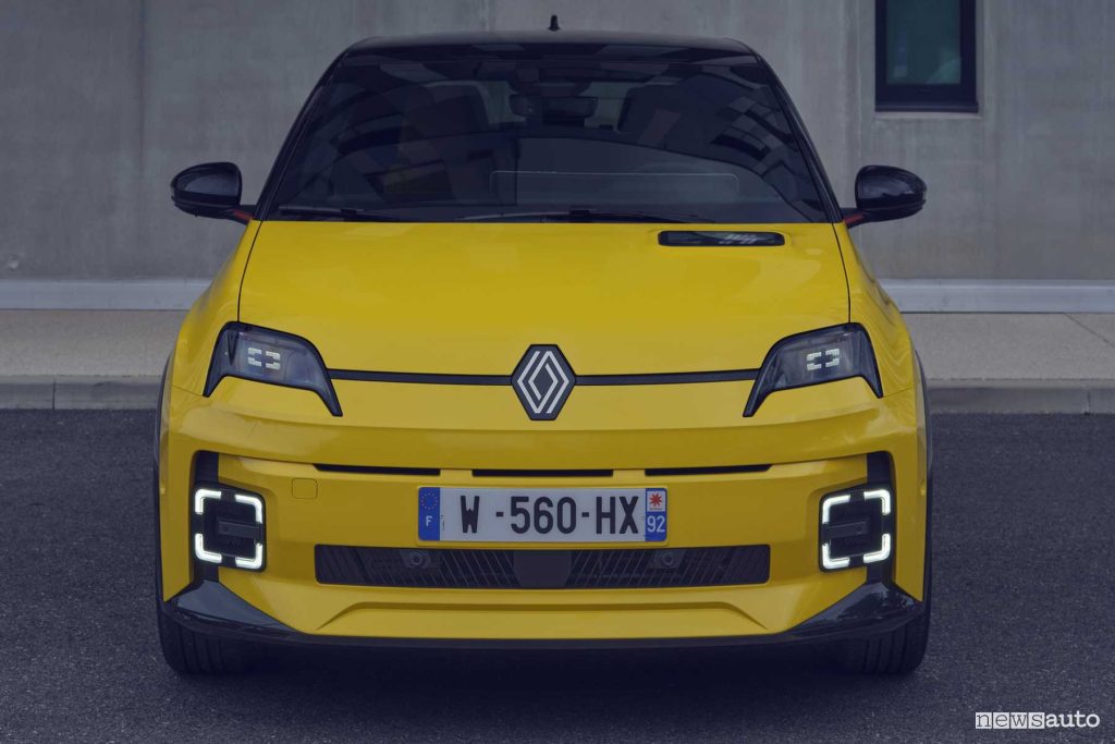 Renault 5 E-Tech Electric Iconic frontale