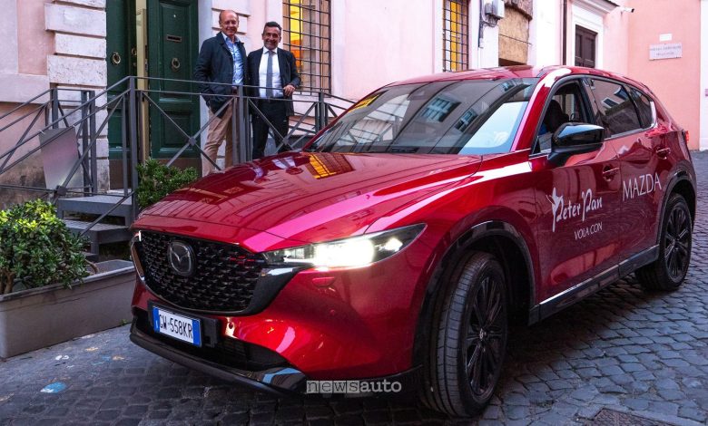 Mazda CX-5 all’associazione Peter Pan di Roma