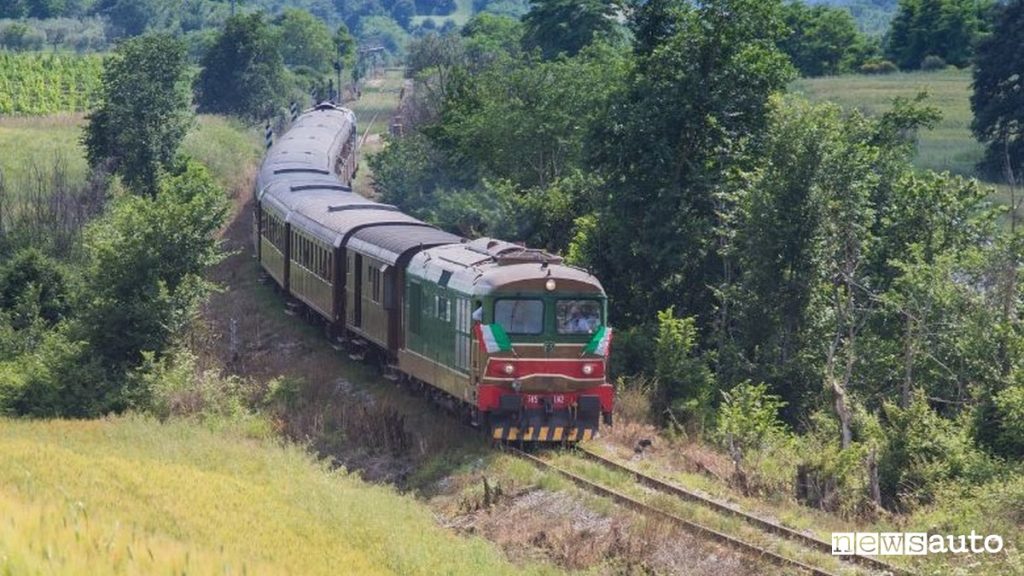 Locomotiva del treno storico Irpinia Express