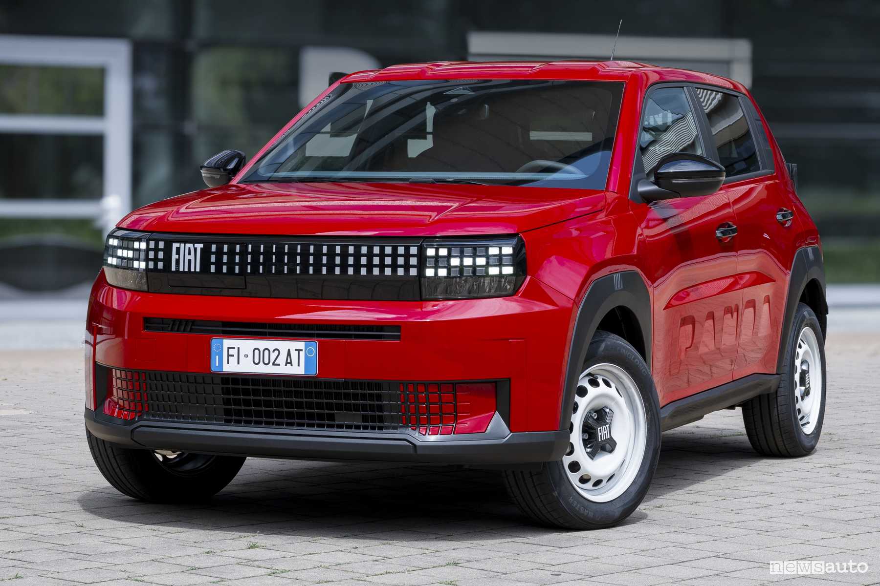 Fiat Grande Panda RED anteriore 3/4