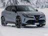 Alfa Romeo Junior ibrida Q4 anteriore 3/4 sulla neve