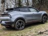 Alfa Romeo Junior Ibrida Q4 (Grigio Arese) posteriore 3/4