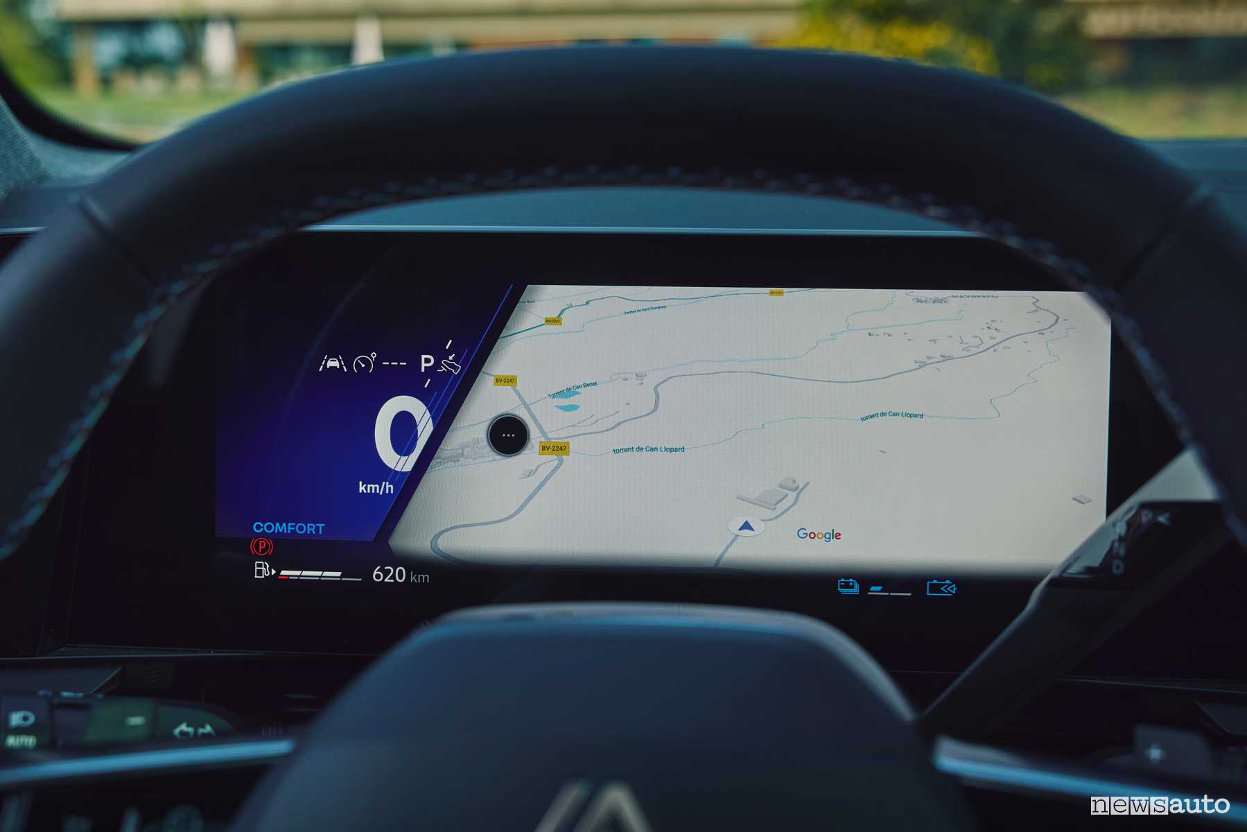 Nuova Renault Austral Esprit Alpine navigatore display quadro strumenti