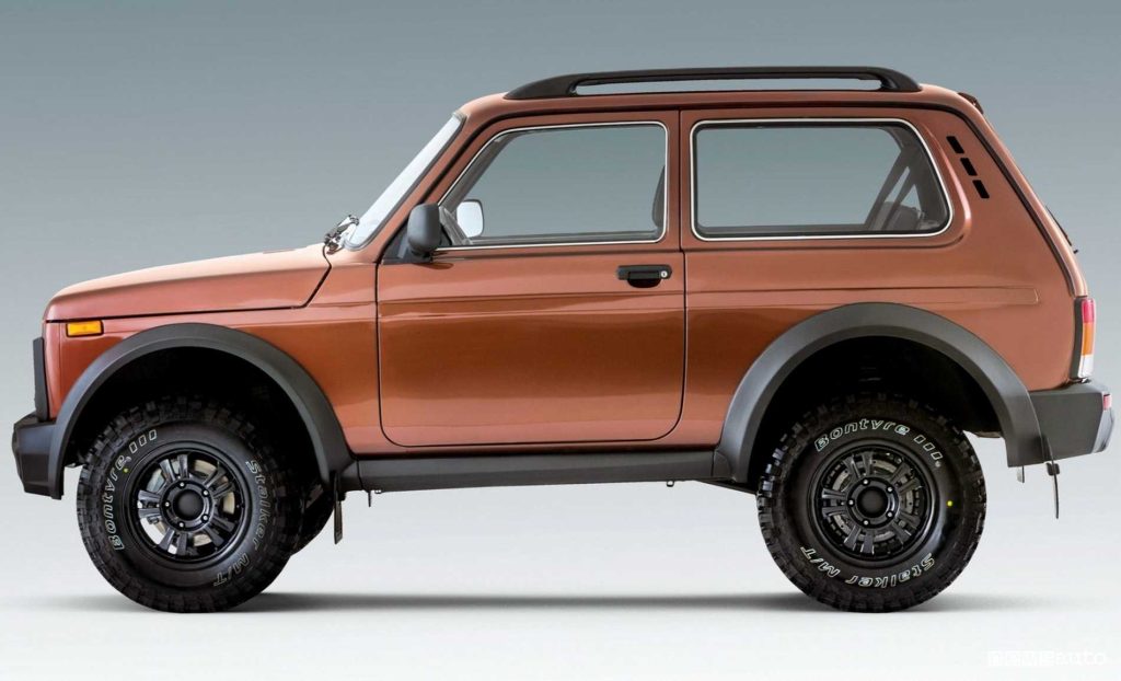 Lada Niva Bronto laterale