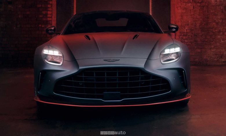 Aston Martin Vantage S frontale