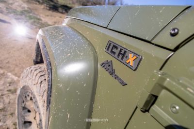 ICH-X K2 Off Road Edition parafango anteriore lato sinistro