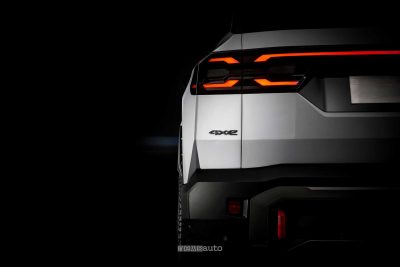 Nuova Jeep Compass 4xe faro posteriore firma luminosa