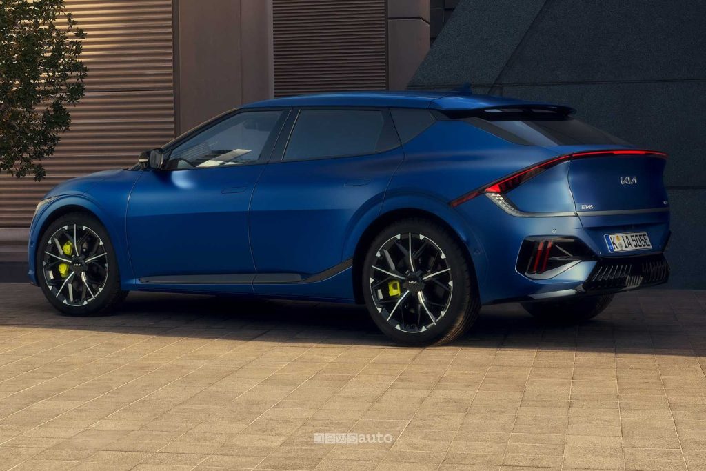 Nuova Kia EV6 GT posteriore 3/4