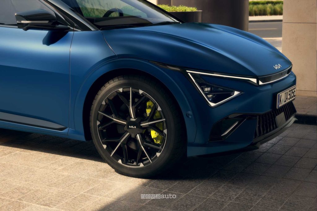 Nuova Kia EV6 GT cerchi da 20"