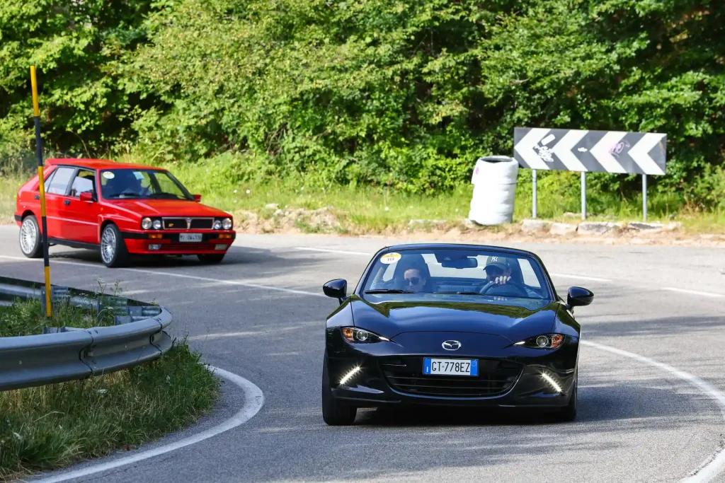 La Mazda MX-5 in azione sul percorso della Rieti Terminillo