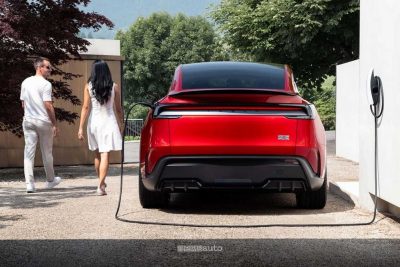 Nuova Tesla Model Y Performance in ricarica