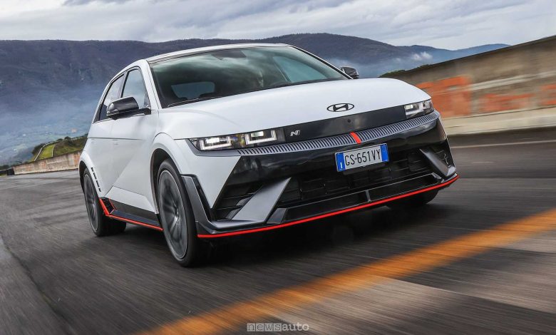 Hyundai Ioniq 5 N test in pista all'Isam di Anagni