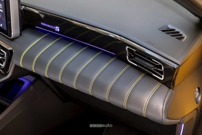 Renault 5 E-Tech Electric rivestimento plancia abitacolo