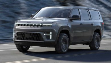 Jeep Grand Wagoneer 2026 su strada