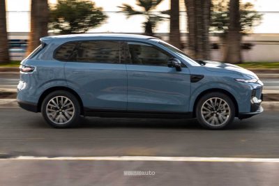 Leapmotor B10 su strada