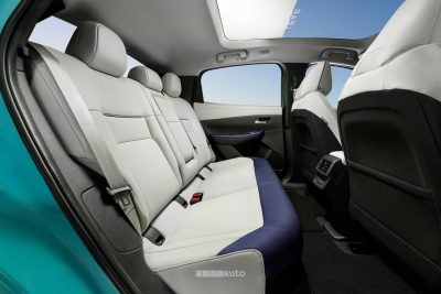 Nuova Nissan Leaf sedili posteriori abitacolo