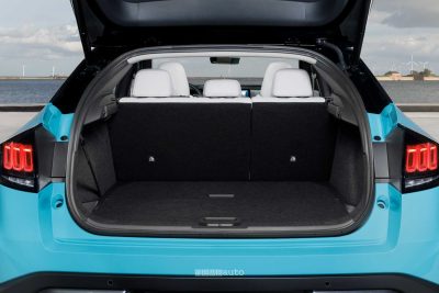 Nuova Nissan Leaf bagagliaio abitacolo
