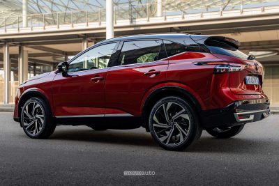 Nissan Qashqai e-POWER posteriore 3/4
