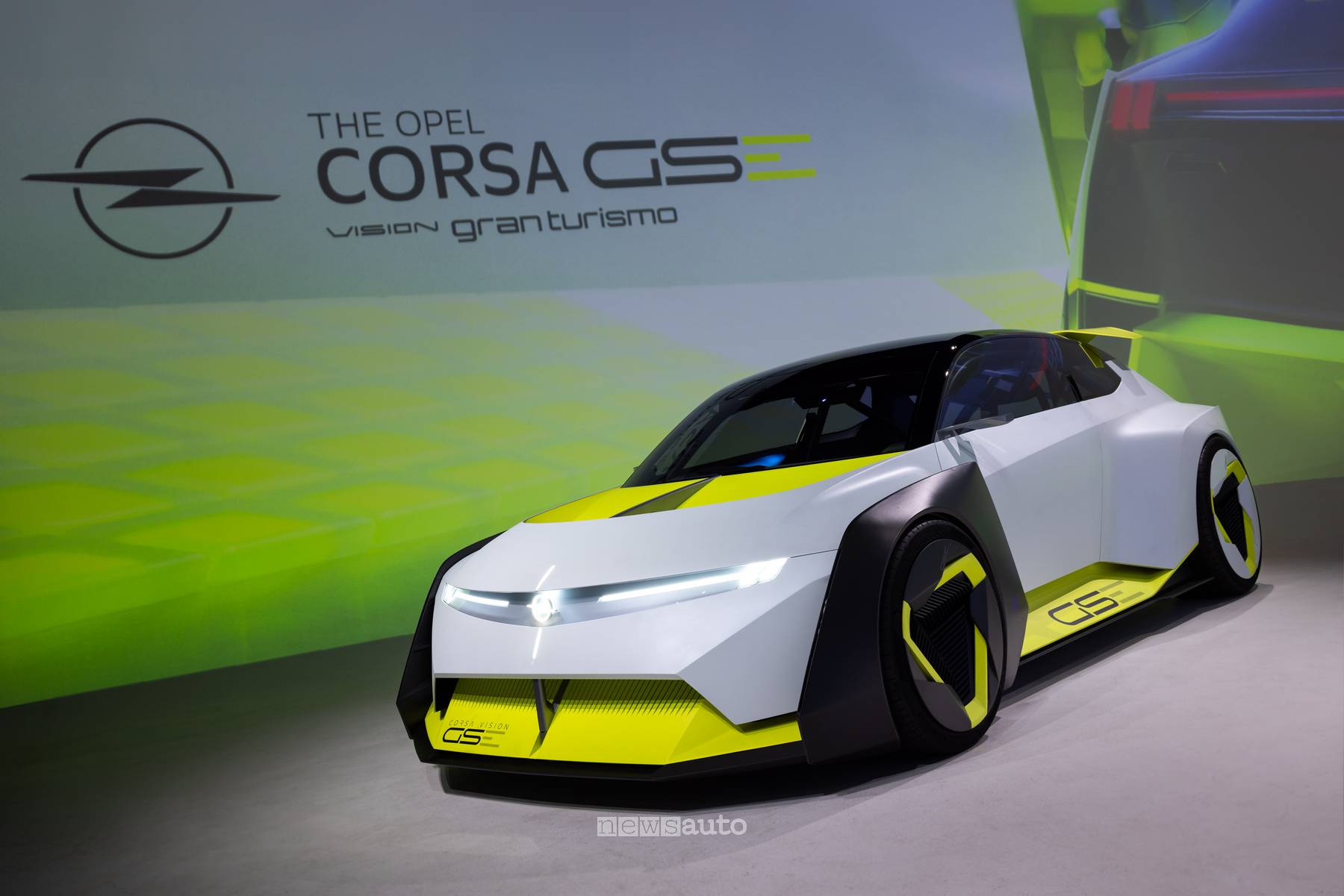 Opel Corsa GSE Vision Gran Turismo 3/4 laterale