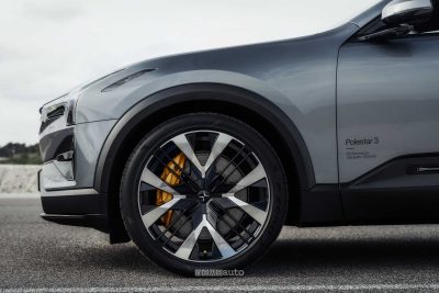 Polestar 3 cerchi da 22"