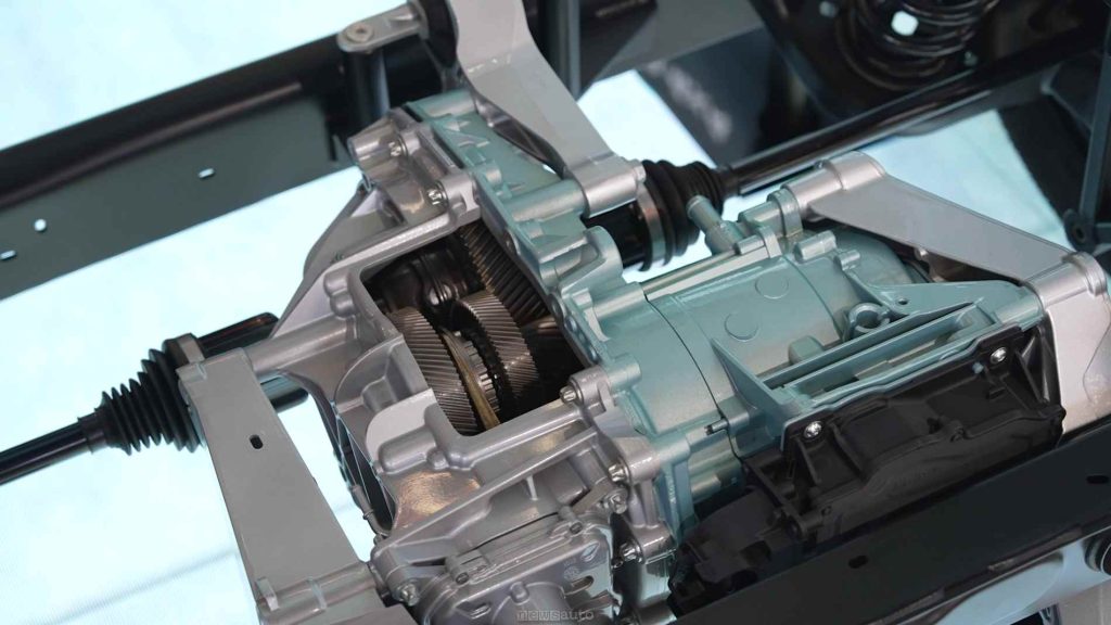 L'E-motor, il motore elettrico con due marce che trasmette le trazione alle ruote posteriori