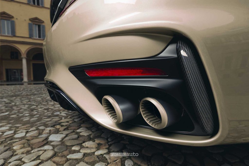 Maserati GranCabrio Oro Lirico scarico