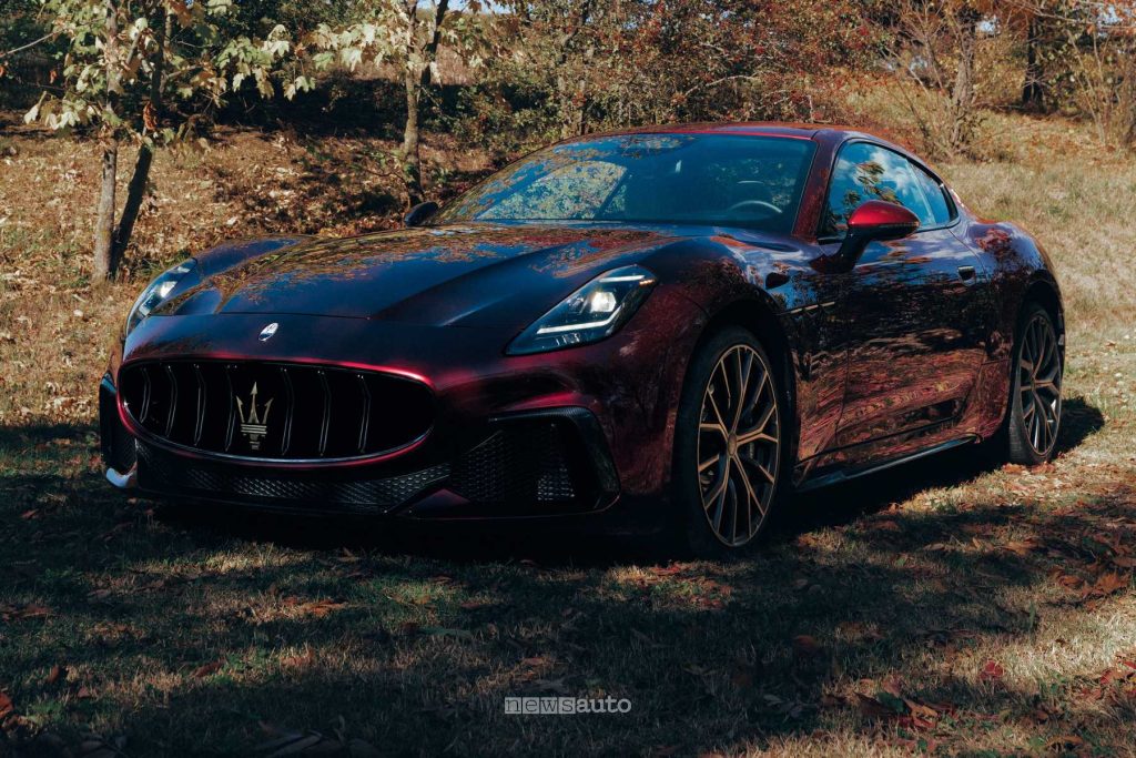 Maserati GranTurismo Rosso Velluto