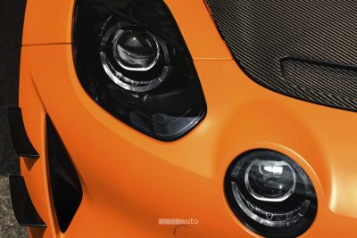 Alpine A110 R Ultime fari anteriori