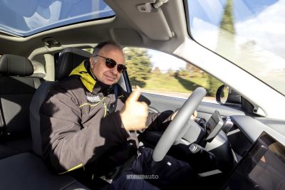 Giovanni Mancini alla guida della Leapmotor B10